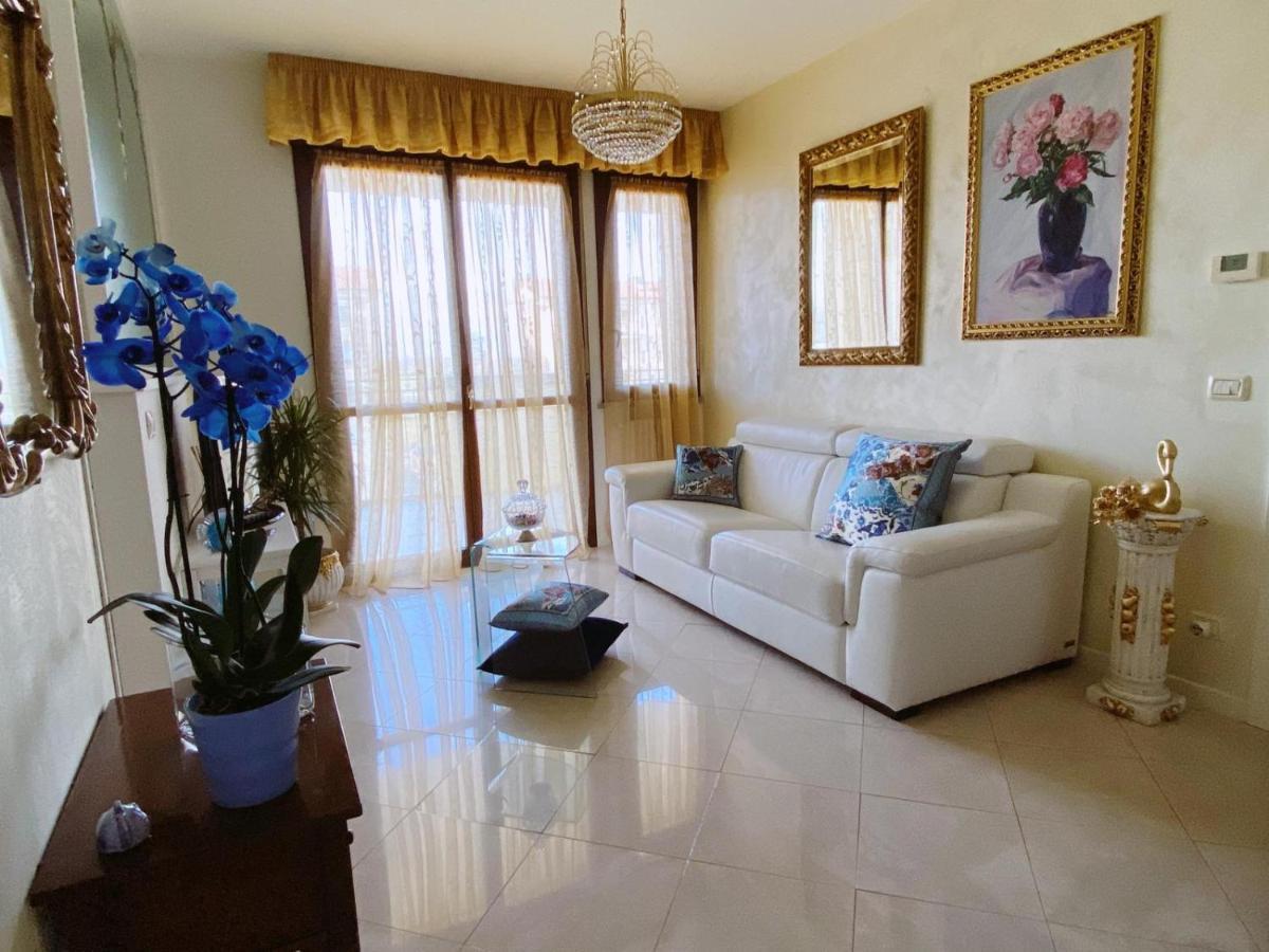 Casa Di Alice Apartment Parma Luaran gambar